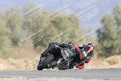 media/Oct-04-2025-CVMA (Sat) [[408bcdd6e4]]/Race 13-Amateur Supersport Open/